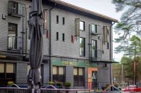Sandy Kelt - Irish House Apartments Hotel dekat Tokmanni Kalajoki