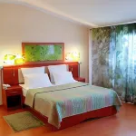 Vyatichi Health Resort Hotels near Yuzhny Borovninskiy Lighthouse