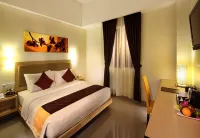 Orchardz Hotel Ayani Hotels in Parit Tokaya
