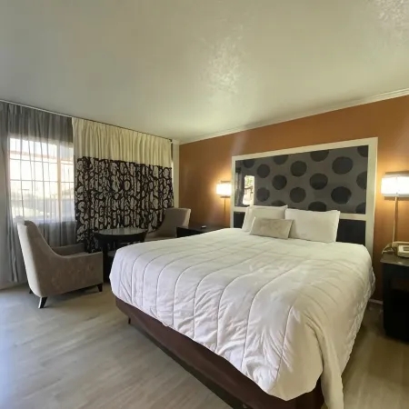 Budget Inn at the Heavenly Gondola Отели рядом с достопримечательностью «Эль Дорадо Бич»