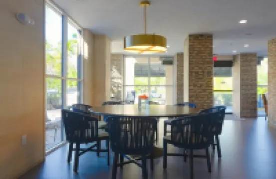 팔름스 인 & 스위츠