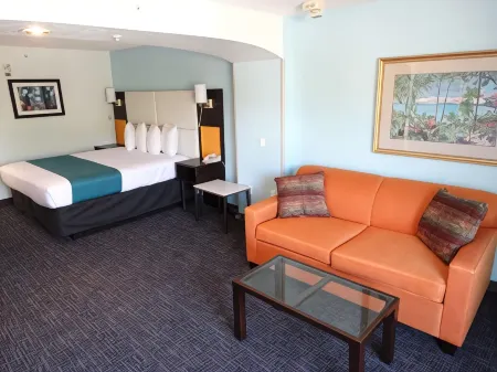 Best Western Plus Kissimmee-Lake Buena Vista South Inn  Suites