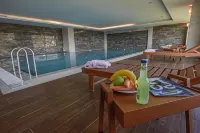 Heybeli Hotel - Pools