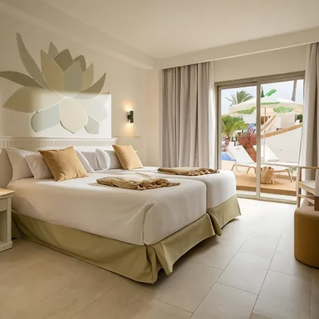 Iberostar Waves Gaviotas Park