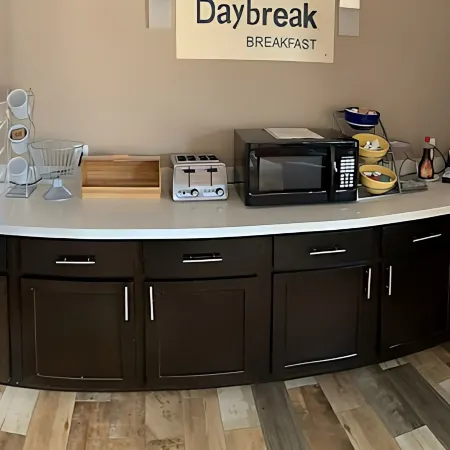 Days Inn by Wyndham Orange
