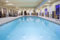 Holiday Inn Express & Suites Lamar Hotels in Lamar