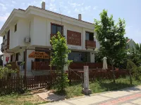 Agva Piazza Hotel Các khách sạn gần Kilimli Sahil Kamp Plaj Alani