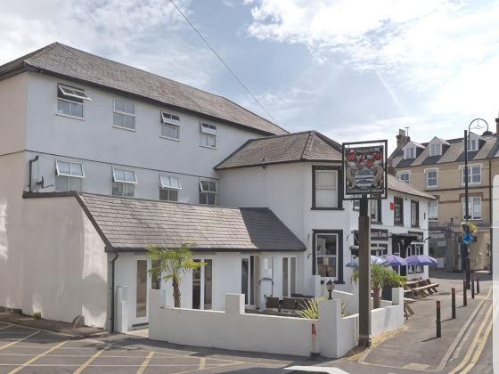 OYO the Watermans Arms Hersham