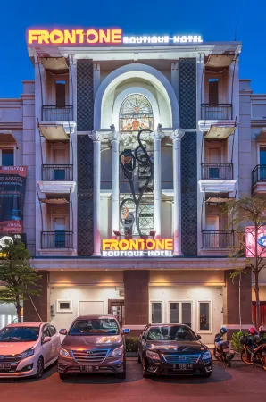 Front One Boutique Karawang