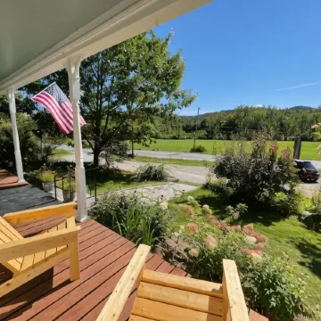 Stone Hearth Inn and Eatery