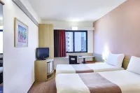Ibis Taubate Hotels near Prof. Paulo Camilher Florencano History Museum