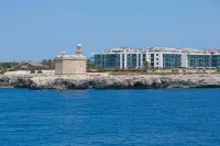 Aparthotel Ferrer Skyline Các khách sạn gần Cala Macarelleta