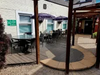 Dancenter East Midlands Airport