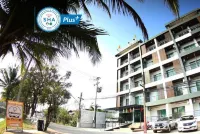 P Bliss Hotel Hotels near THE BOX