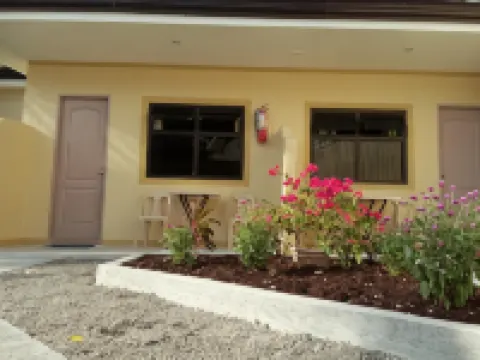 Alona KatChaJo Inn Hoteles en 