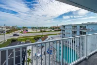 Balcony and Pool Steps from the Beach - Spectacular Coastal Haven