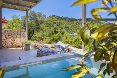 Chromata Assos Villas Kefalonia Hotels in Erisos