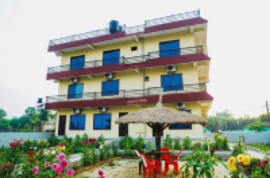 Hotel Nepal Inn Sauraha