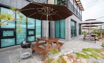 Gyeongju Jeje Pool Villa Pension