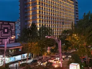Ani Plaza Hotel
