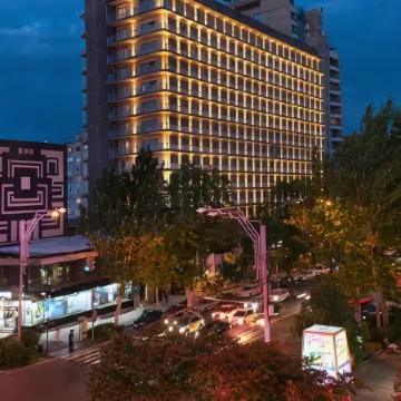 Ani Plaza Hotel