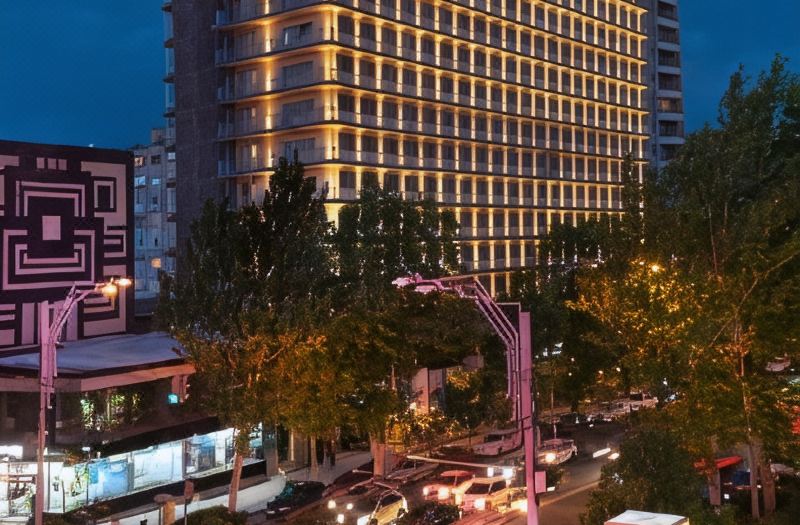 Ani Plaza Hotel