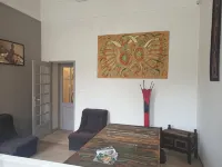 Charmant Appartement cœur Village provençal Hotels in Lambesc