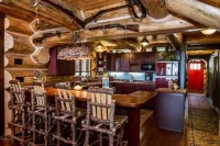 Rustic Mountain Retreat on a Peak