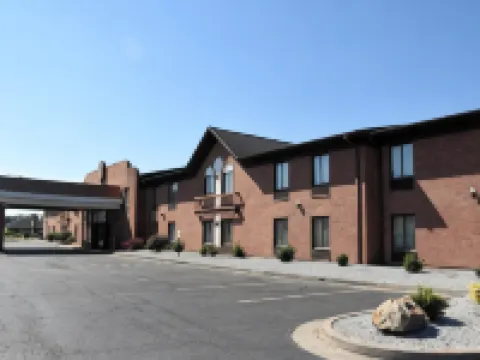 Super 8 by Wyndham Metropolis メトロポリスのホテル