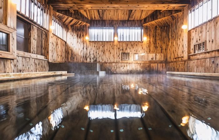 Tsuta Onsen Ryokan