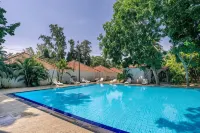 LUXTORI Arugambay - Swimmingpools