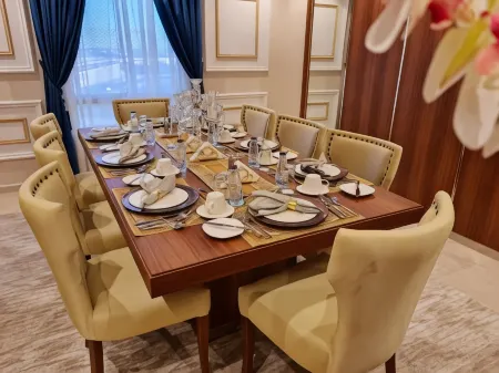 Holiday Villa Hail Отели в г. Хэйл