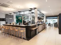 Novotel Blois Centre Val de Loire فنادق في Vineuil