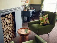 Frederick Street Townhouse โรงแรมใกล้พิพิธภัณฑ์คอฟฟินเวิร์คส์