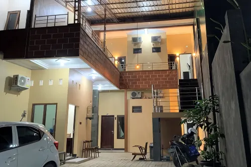 RedDoorz Syariah Near Kawasan Simpang Lima Pati