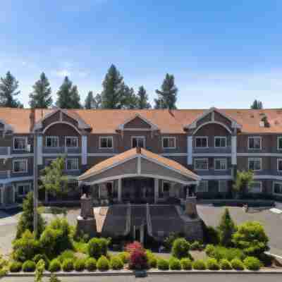 Holiday Inn Express & Suites Coeur D Alene I-90 Exit 11 Hotel Exterior