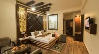 Hill House | Room & Restaurant
