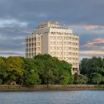 Vivanta Ernakulam, Marine Drive - 5-Star