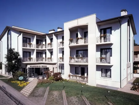 Hotel Eden Отели в г. Моццекане