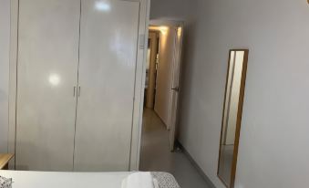 Ground Floor Facing the Sea, in Complex with Pool and Common Areas.