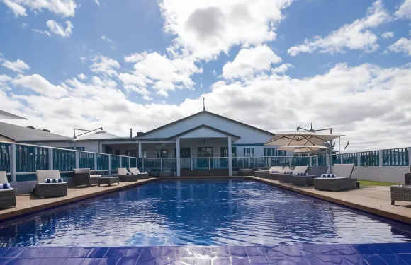 特特太陽渡輪旅館