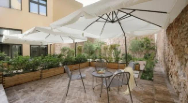 ทิซิออน ลักซัรี่ โฮมส์ & สปา โดย K&K