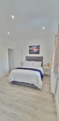 Luxury 2 Bedroom house - Dagenham Hotel in zona BB Garden Maintenance and Cleaning