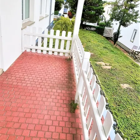 Holiday apartment near the beach in the beautiful Villa Käthe in Göhren