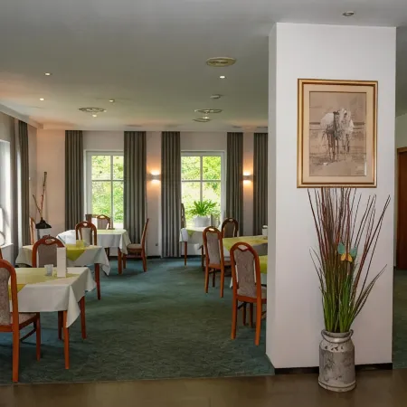 Parkhotel Neustadt Garni