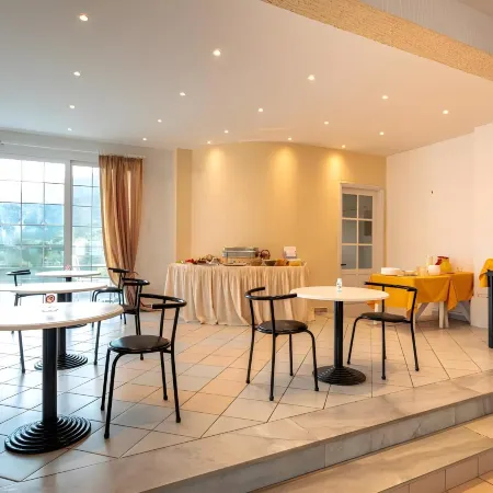 Anamar Skiathos Hotel