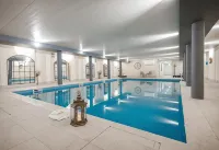 Comis Hotel & Golf Resort - Pool