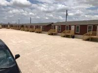 Monahans Country Inn