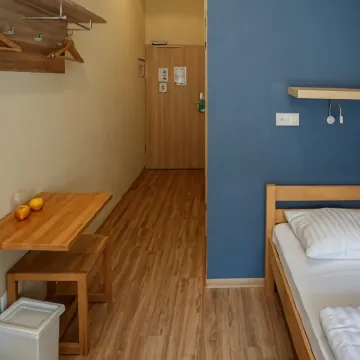 華沙夢想青年旅館 鄰近克拉科夫郊區街的酒店