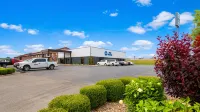 Best Western Shepherdsville - parking